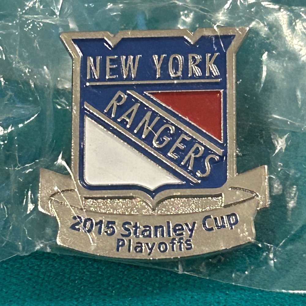 ⭐️ New York Rangers 2015 Stanley Cup Playoffs Pin